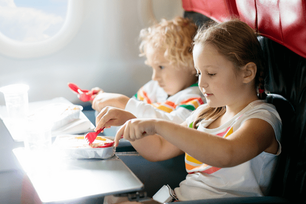 Menu per bambini su un volo